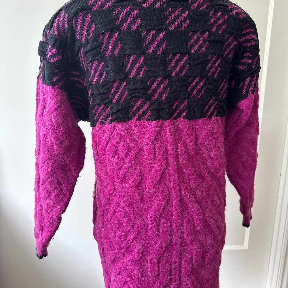 Vintage 80s/90s Kitty Hawk Pink & Black Chunky Knit Zip Up Cardigan Colorblock - Picture 2 of 5